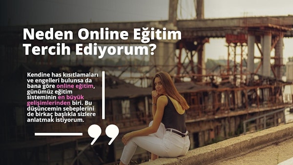 Bir kadın bir çıkıntının üzerinde bacak bacak üstüne atmış oturuyor. Üzerinde siyah bir gömlek ve beyaz bir pantolon var. Uzun, koyu renk saçları sırtından aşağı dökülmekte ve uzaklara bakmaktadır. Arkasında, siyah zemin üzerinde beyaz bir daire bulunan bir tabela görülüyor. Kadın odaklanmış ve rahatlamış görünüyor, düşünmek için bir an ayırıyor. Aşağıdaki bilinmezlikten korkmadan çıkıntının tepesinde oturuyor. Varlığı hem sakinleştirici hem de gizemli, izleyiciye huşu hissi veriyor.