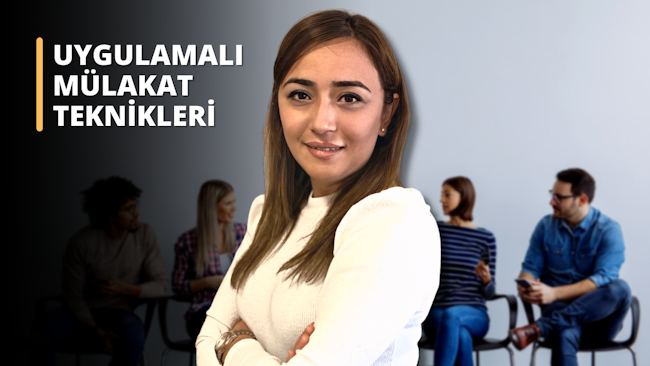 Bu online kurs pratik mülakat teknikleri eğitimi vermektedir. Kollarını kavuşturmuş bir kadın, sandalyede oturmuş telefonuna bakan bir adam, kameraya gülümseyen bir kadın, sandalyede oturan bir adam ve kollarını kavuşturmuş bir kadının yakın çekimi yer almaktadır. Kurs, bir mülakata nasıl hazırlanacağınıza ve başarı şansınızı nasıl en üst düzeye çıkaracağınıza odaklanmaktadır. Şirket hakkında araştırma yapma, yaygın mülakat sorularına cevap hazırlama ve beden dilini anlama gibi konuları kapsamaktadır. Ayrıca, uygun şekilde nasıl giyineceğiniz ve kendinizi profesyonel bir şekilde nasıl sunacağınız konusunda ipuçları verir. Sorulara nasıl güvenle cevap vereceğinizi, olumlu bir izlenim bırakacağınızı ve nasıl yakınlık kuracağınızı öğreneceksiniz. Bu eğitim, bir mülakatta başarılı olmak için gereken bilgi ve becerileri kazanmanıza yardımcı olacaktır.