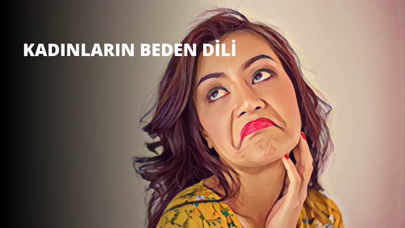Açık tenli bir kadın beyaz bir arka planın önünde duruyor. Uzun, koyu renk saçları var ve siyah bir bluz giyiyor. Yüz ifadesi dalgın ve düşünceli olan kadının sol eli çenesinin üzerinde duruyor. Gözleri hafifçe kapalı ve düşüncelerini düşünürken dudakları hafifçe büzülmüş. Yirmili yaşlarının sonunda ya da otuzlu yaşlarının başında görünüyor. Duruşu rahat ve vücudu hafifçe yana dönük. Yüzündeki ve vücudundaki ışık sıcak ve yumuşak, yüz hatlarını aydınlatıyor ve huzurlu bir atmosfer yaratıyor.