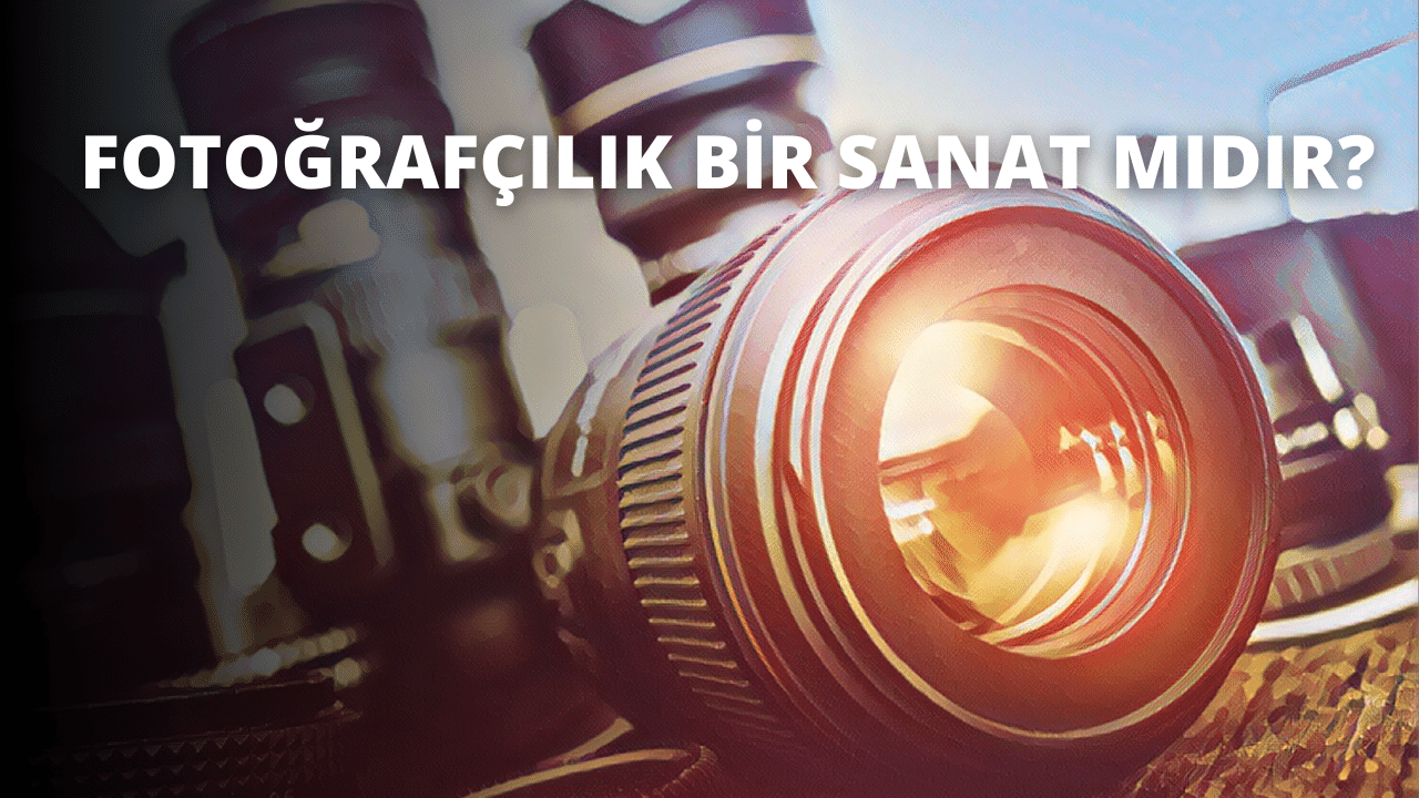 Lens takılı bir fotoğraf makinesi merceğinin yakın çekimi. Objektif kameraya odaklanmıştır ve hafifçe odak dışında kalarak bulanık bir etki yaratmaktadır. Kamera siyah bir muhafaza ve metal bir çerçeve ile çevrelenmiştir. Lens merkezdedir ve küçük bir diyafram açıklığı ile dairesel bir şekle sahiptir. Objektifin üzerinde birkaç küçük toz zerresi görülüyor ve odak halkası hafifçe seçilebiliyor. Arka plan karanlık ve odak dışıdır. Bu görüntü, görüntü altyazısı için bir veri kümesi hazırlamak amacıyla kullanılabilir.