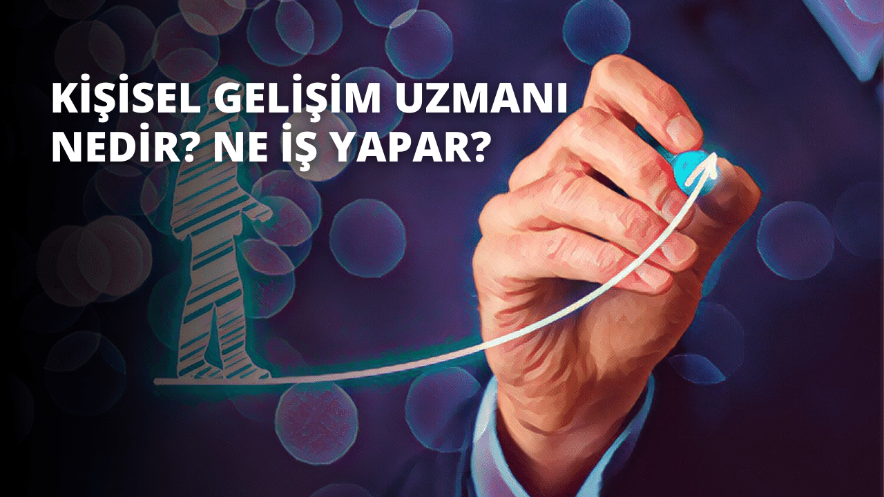 Bu görüntü bir kişinin elinin bilekten yukarıya doğru yakın çekimini göstermektedir. El, üzerinde ışıklı bir ok bulunan mavi bir işaretleyici tutmaktadır. Kalem elin ortasında tutulmaktadır ve kol hafifçe bükülmüştür. Arka plan odak dışıdır, bu da dikkati ele ve tuttuğu işaretleyiciye daha fazla çeker. El eldivenlidir ve işaretleyici koyu mavi renktedir ve daha açık mavi bir ok yukarı doğru bakmaktadır. İşaretleyiciden ve elden yansıyan ışık görüntüye yumuşak ve sıcak bir his veriyor. Görüntü hafif yüksek bir açıdan çekilmiştir ve el çerçevenin ortasındadır.