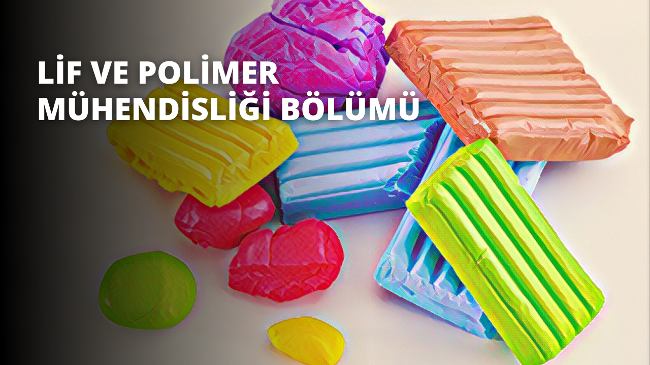 Bu görüntüde bir grup renkli hava yatağı görülüyor. Şilteler pembe, sarı ve mavi dahil olmak üzere çeşitli tonlardadır. Yataklardan birinin üzerine yerleştirilmiş sarı bir yastık ve yan tarafında beyaz yazılı buruşuk pembe bir kağıt var. Sağ tarafta pembe bir nesnenin yakın çekimi, beyaz bir yüzey üzerinde bir yaprak ve sarı bir dairenin yakın çekimi yer alıyor. Arka planda daha renkli nesneler var ve görüntünün tamamı canlı ve neşeli bir atmosfere sahip.