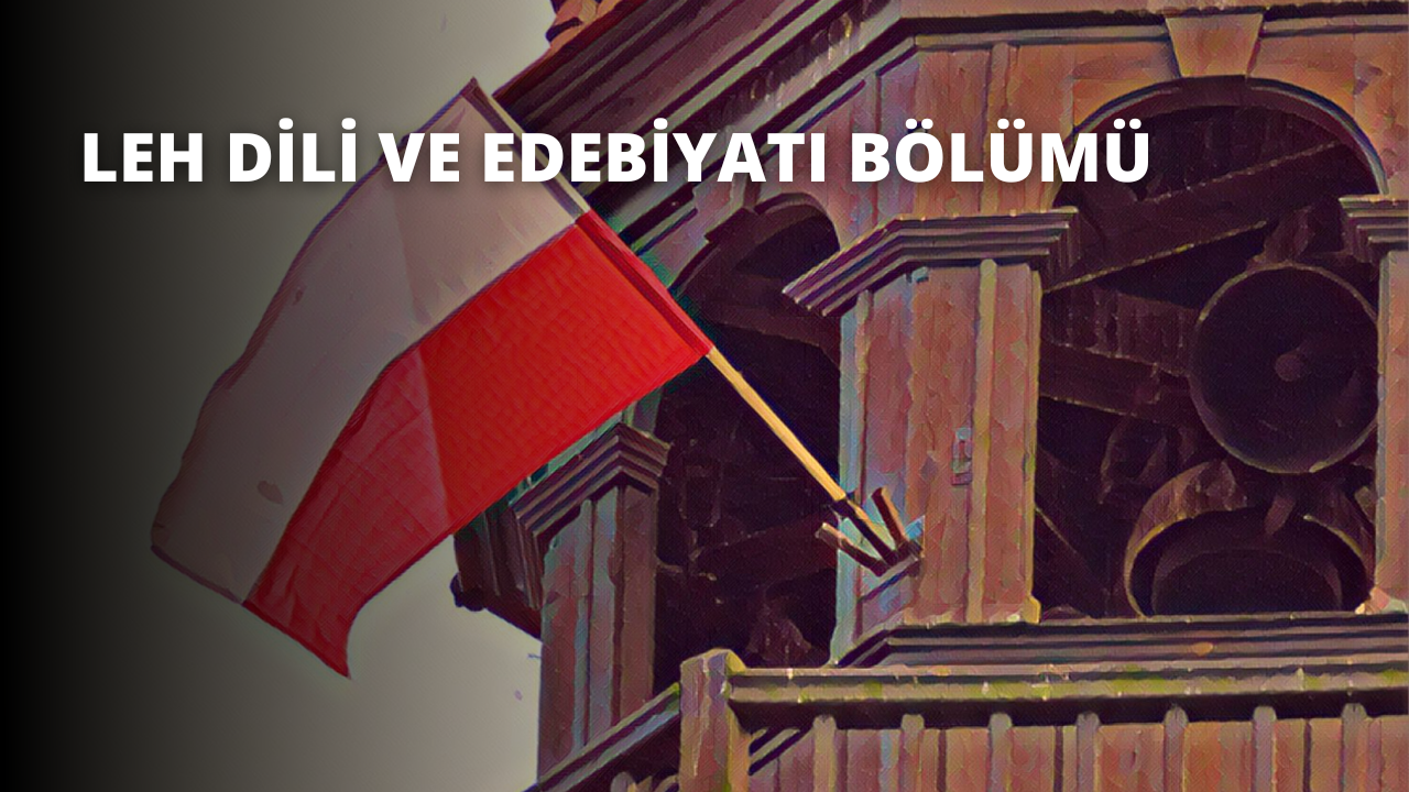 Bu görüntü, tepesine bir bayrak iliştirilmiş bir çan kulesini göstermektedir. Bayrak kırmızı ve beyaz çizgilidir ve rüzgarda dalgalanmaktadır. Krem rengi bir taştan yapılmış olan çan kulesi, mavi gökyüzüne karşı uzun ve gururlu bir şekilde durmaktadır. Bayrak güneş tarafından aydınlatılmakta ve gökyüzünde net bir şekilde görülebilmektedir. Çan kulesi ve bayrak görüntünün ana odağıdır ve çevredeki manzara arka planda bulanıktır. Çan kulesi görüntünün merkezinde görkemli bir şekilde duruyor ve etrafı ağaçlar ve çalılarla çevrili.