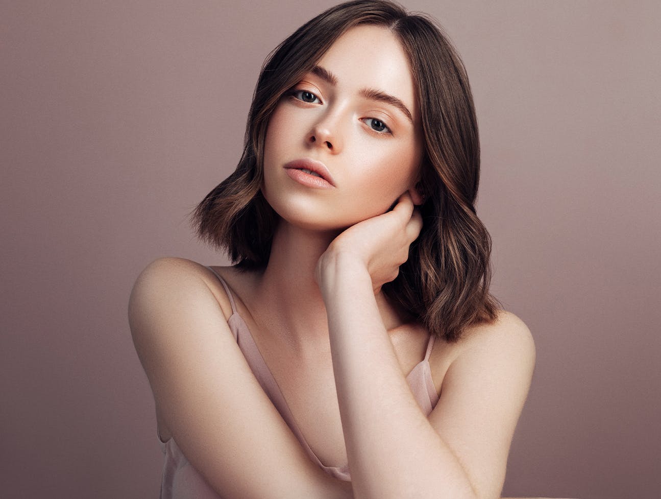 woman with short brunette hair