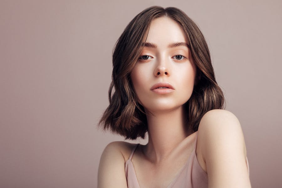 woman with short brunette hair