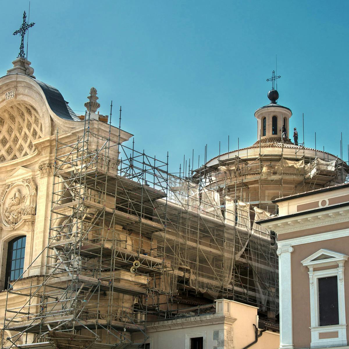 Chiesa a L'Acquila dopo il terremoto