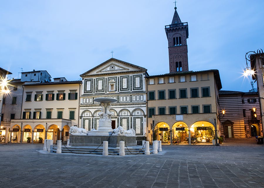 Fontana e piazza di Empoli