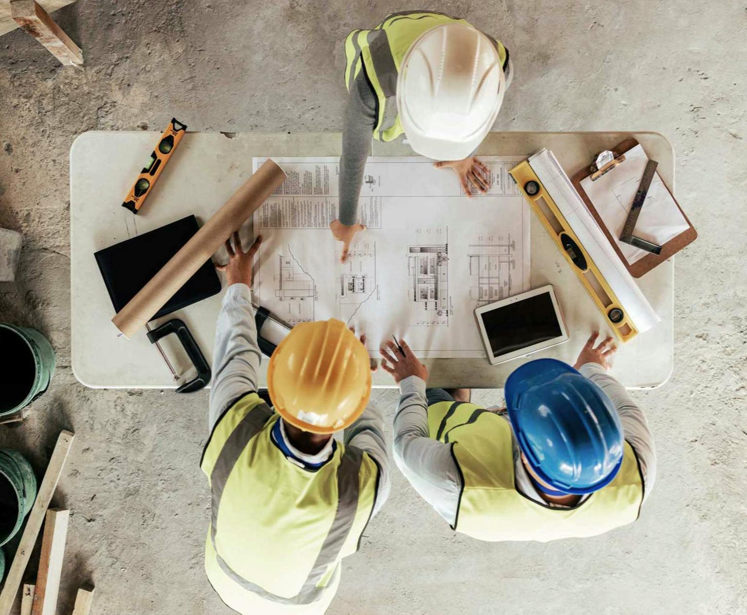 Cantiere con persone