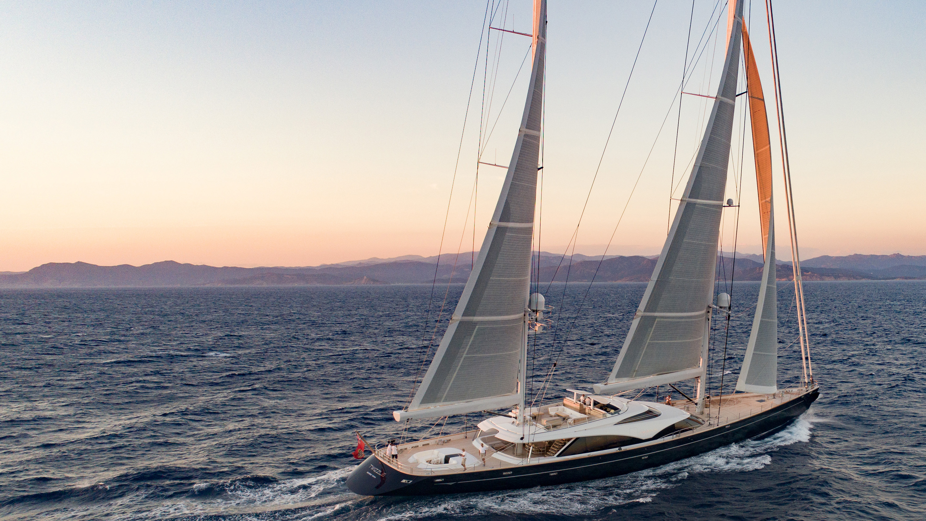 Twizzle by Royal Huisman