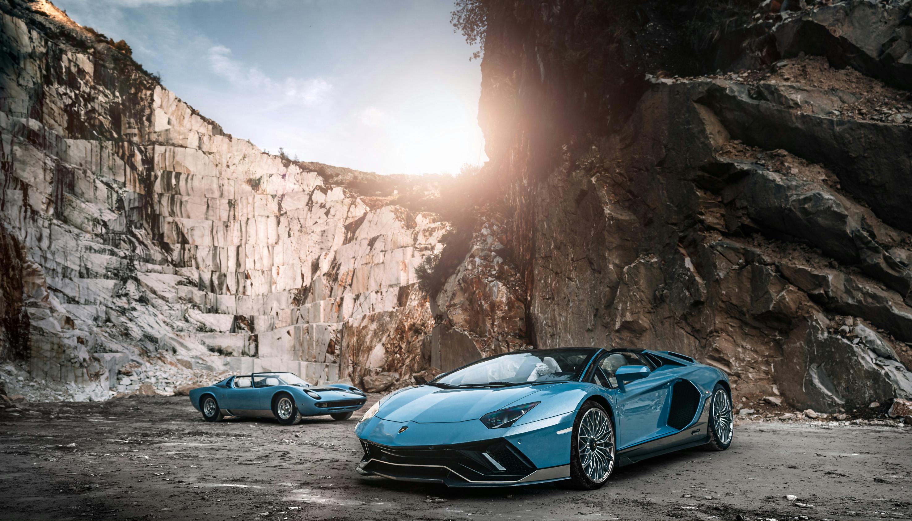 Aventador Ultimae Roadster Ad Personam