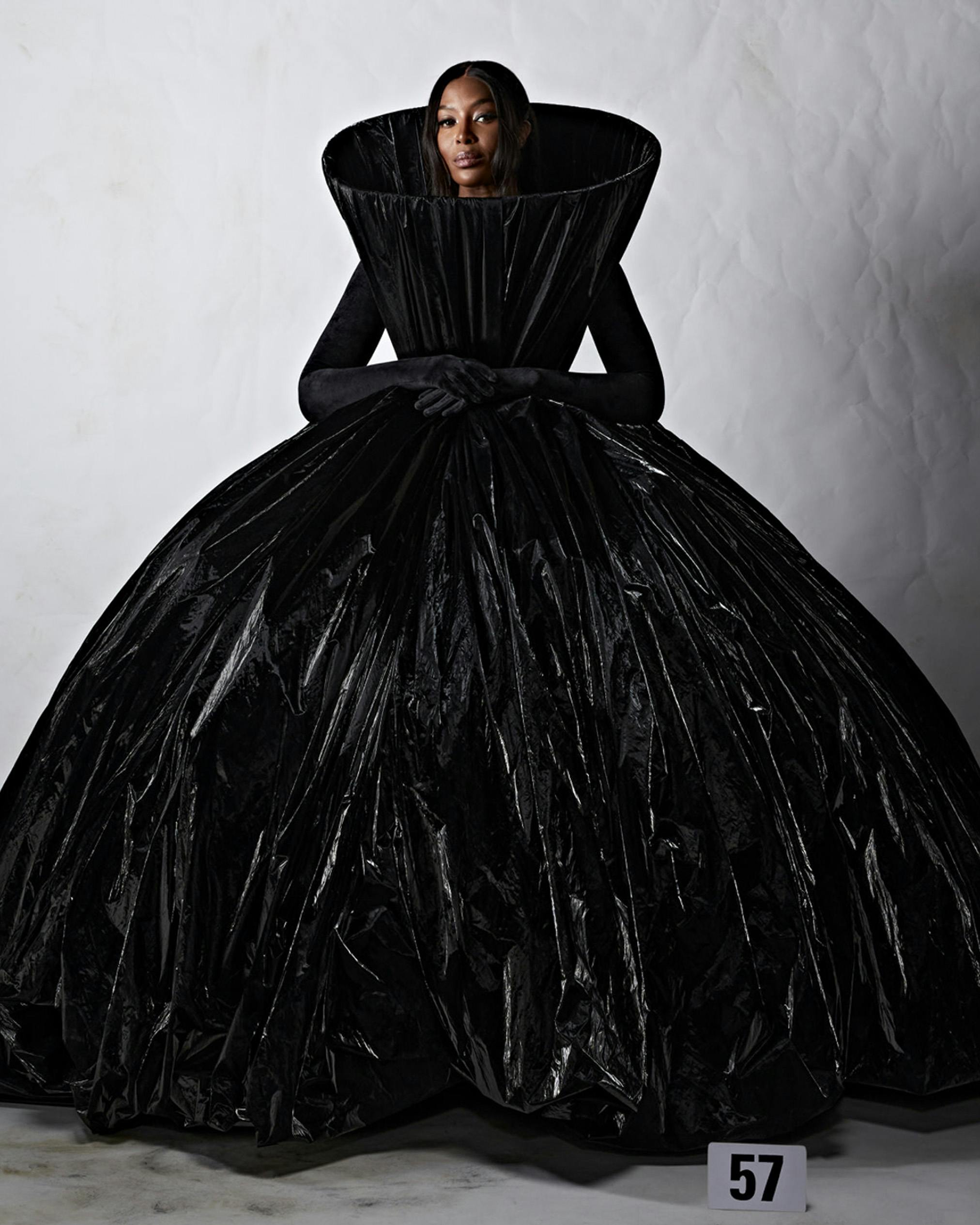 Balenciaga FW22 - Alta Moda
