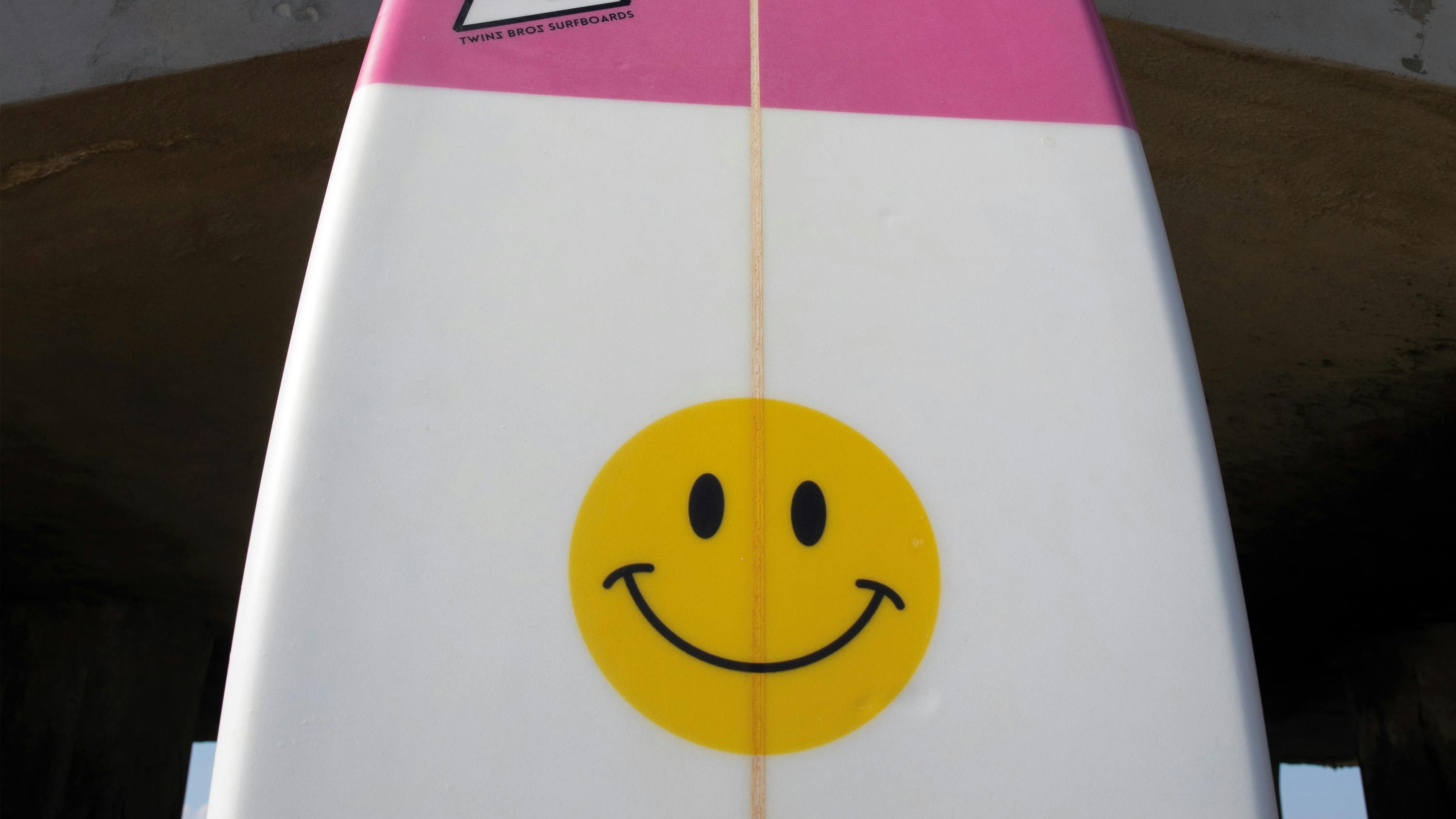 Smiling surfboard