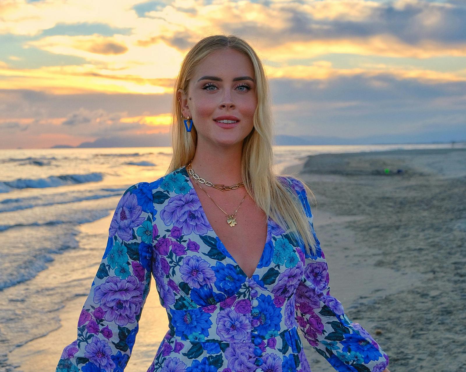 Valentina Ferragni sulla spiaggia del Forte