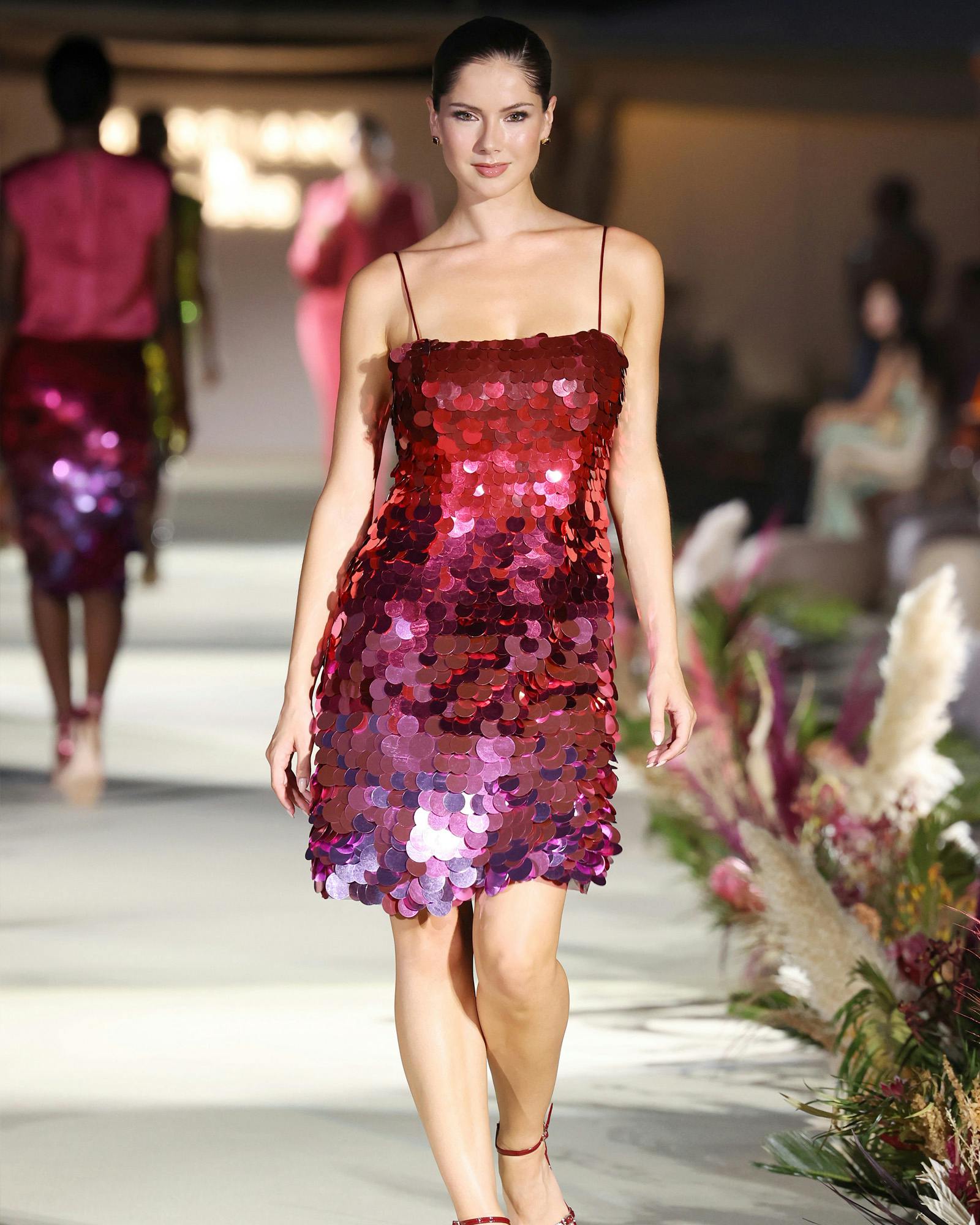 Sfilata Marciano by Guess SS25 Forte dei Marmi