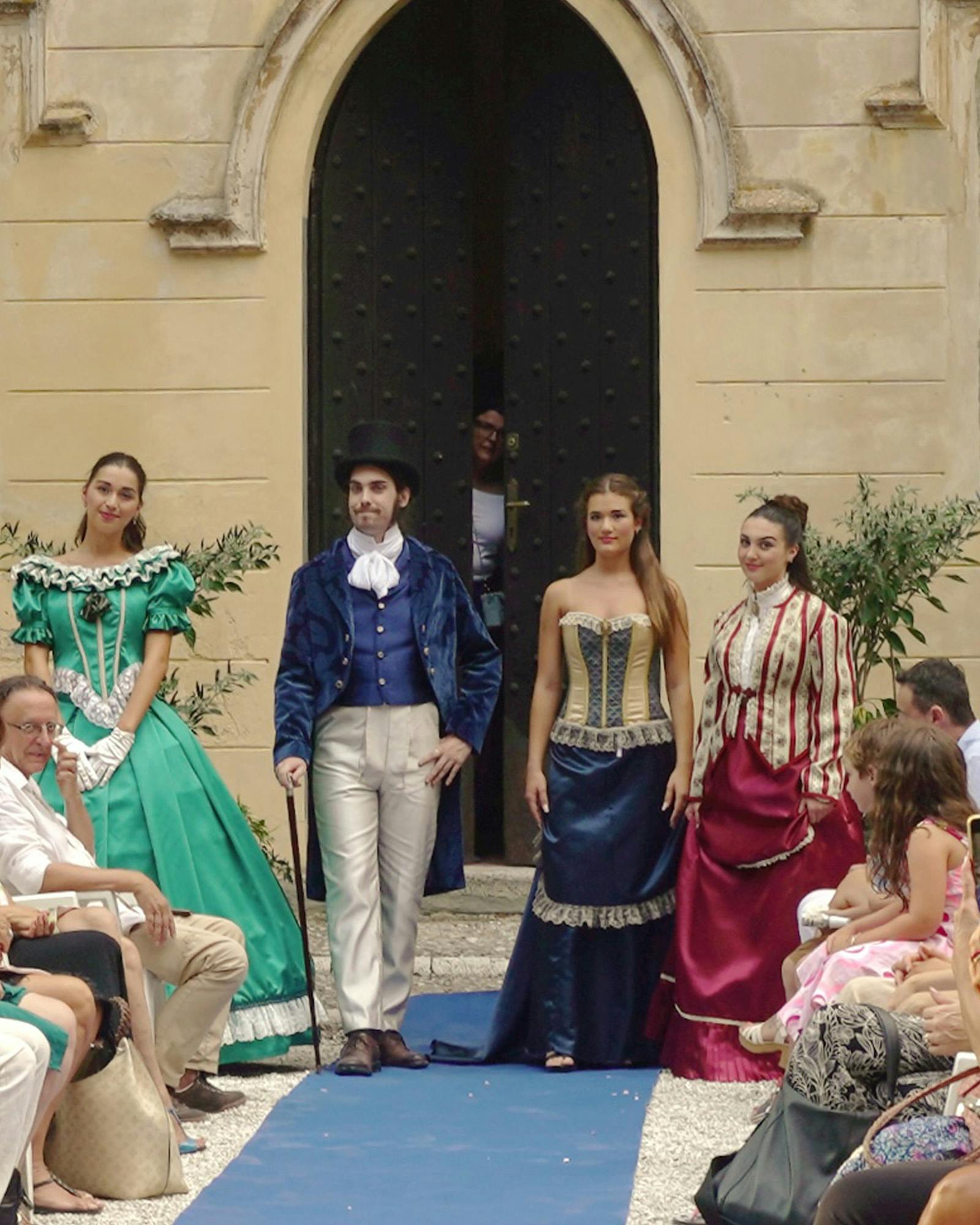 "Vestire l'estate" a Villa Orlando