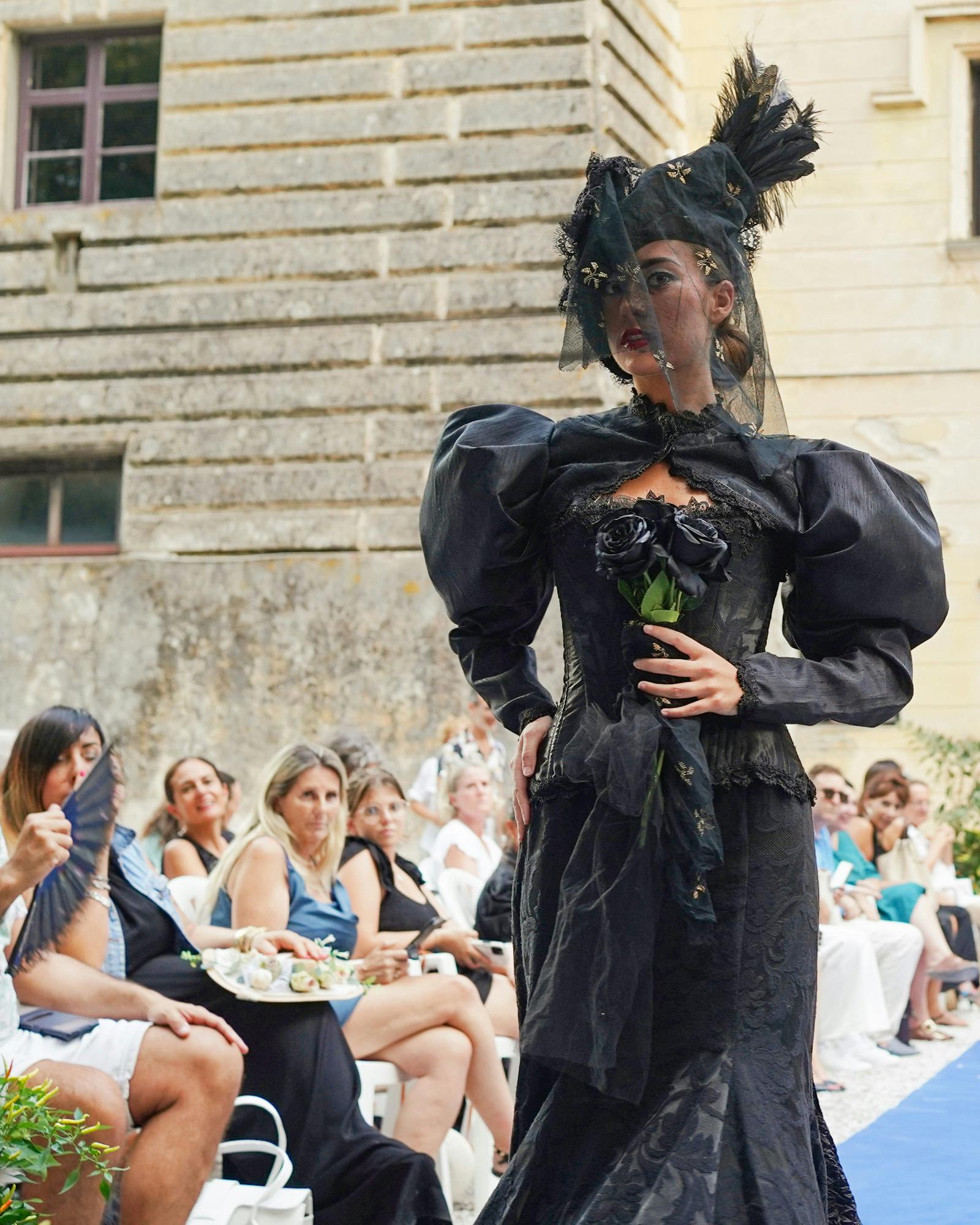 "Vestire l'estate" a Villa Orlando