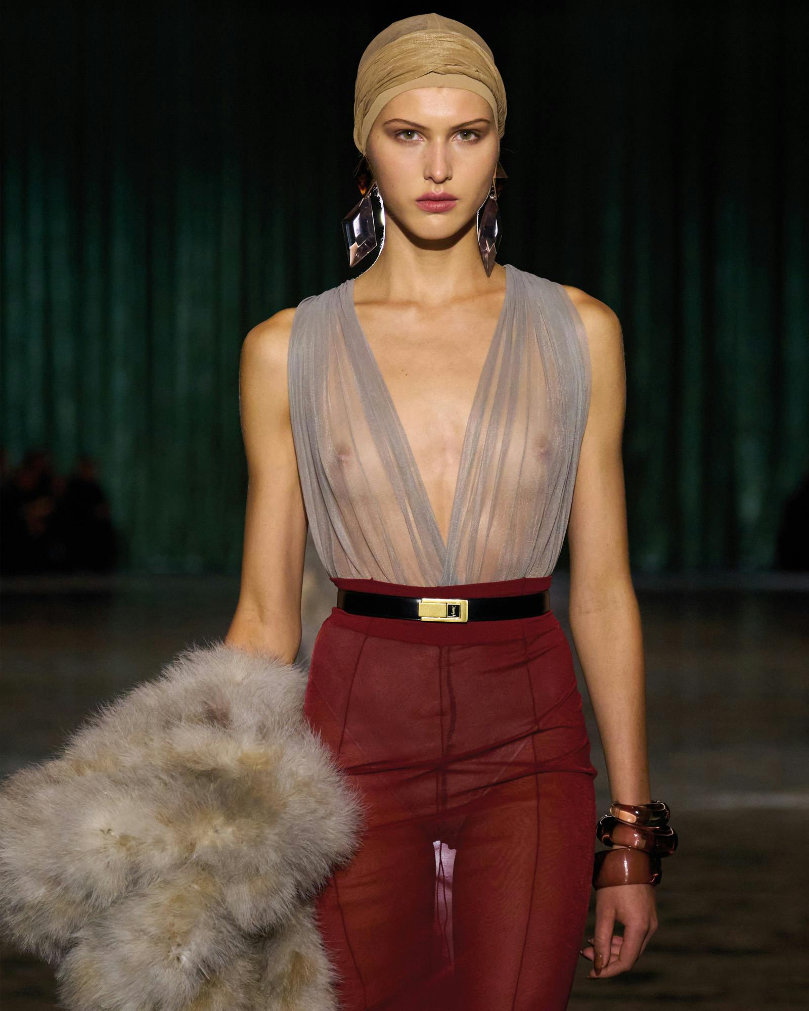 Saint Laurent FW 24/25 - ©launchmetrics.com/spotlight