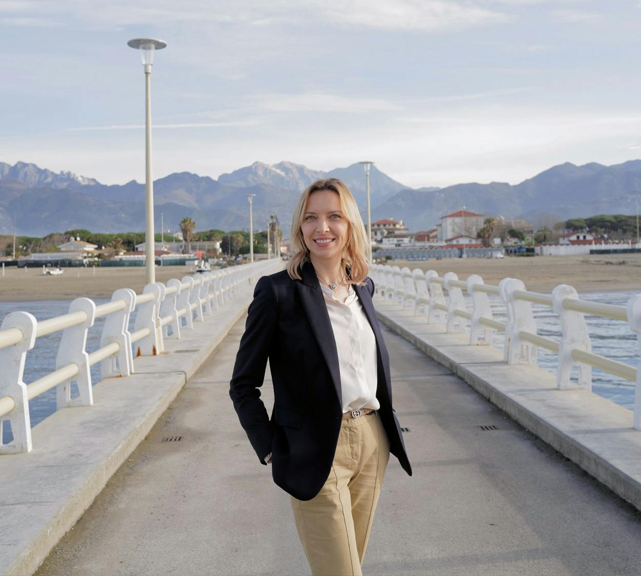 Elena Davsar Elena Davsar