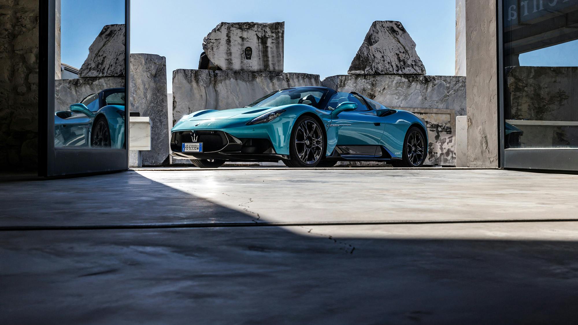 Maserati MCPura Driving Experience in Versilia
