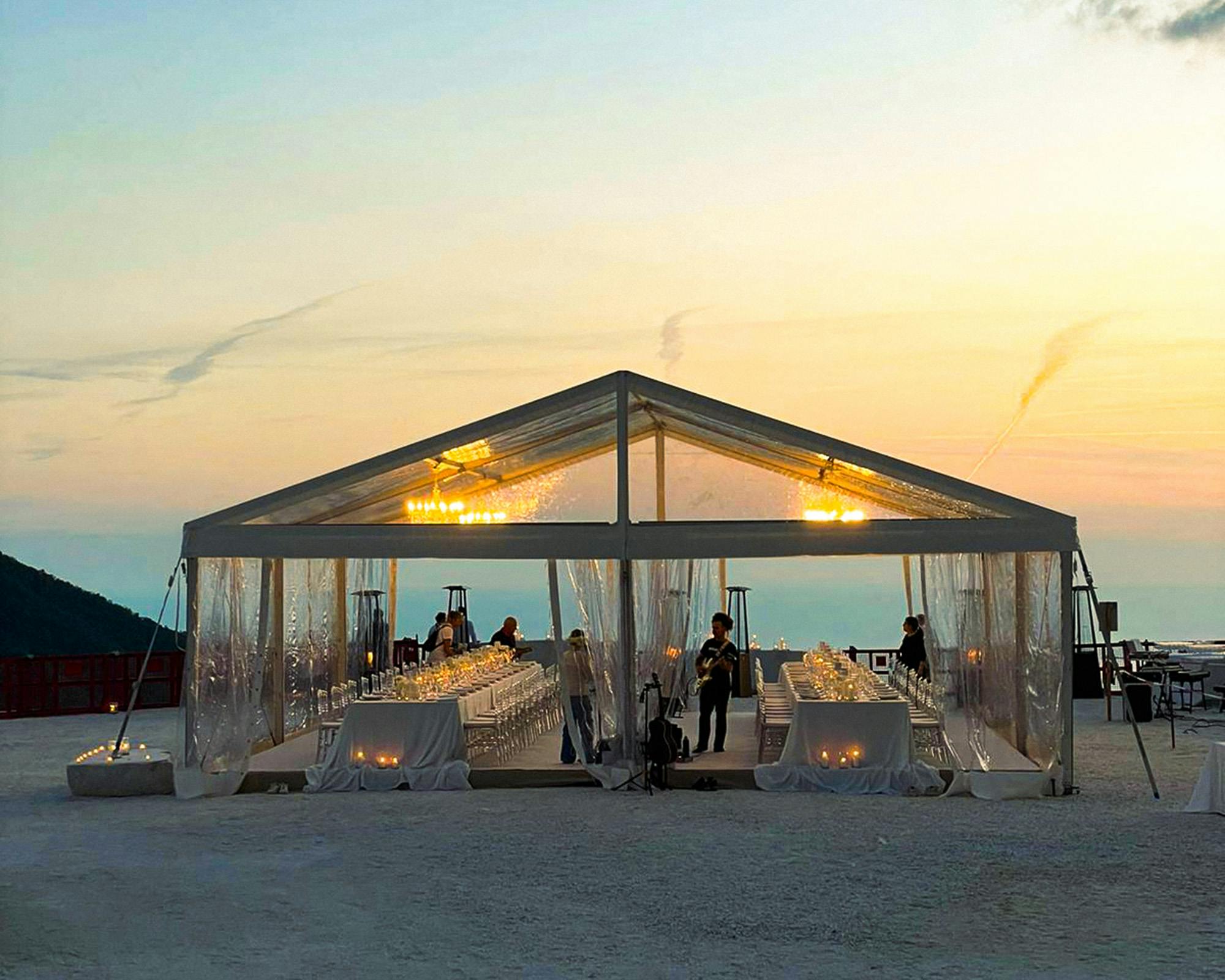 Un struttura disponibile per il noleggio da Allextire