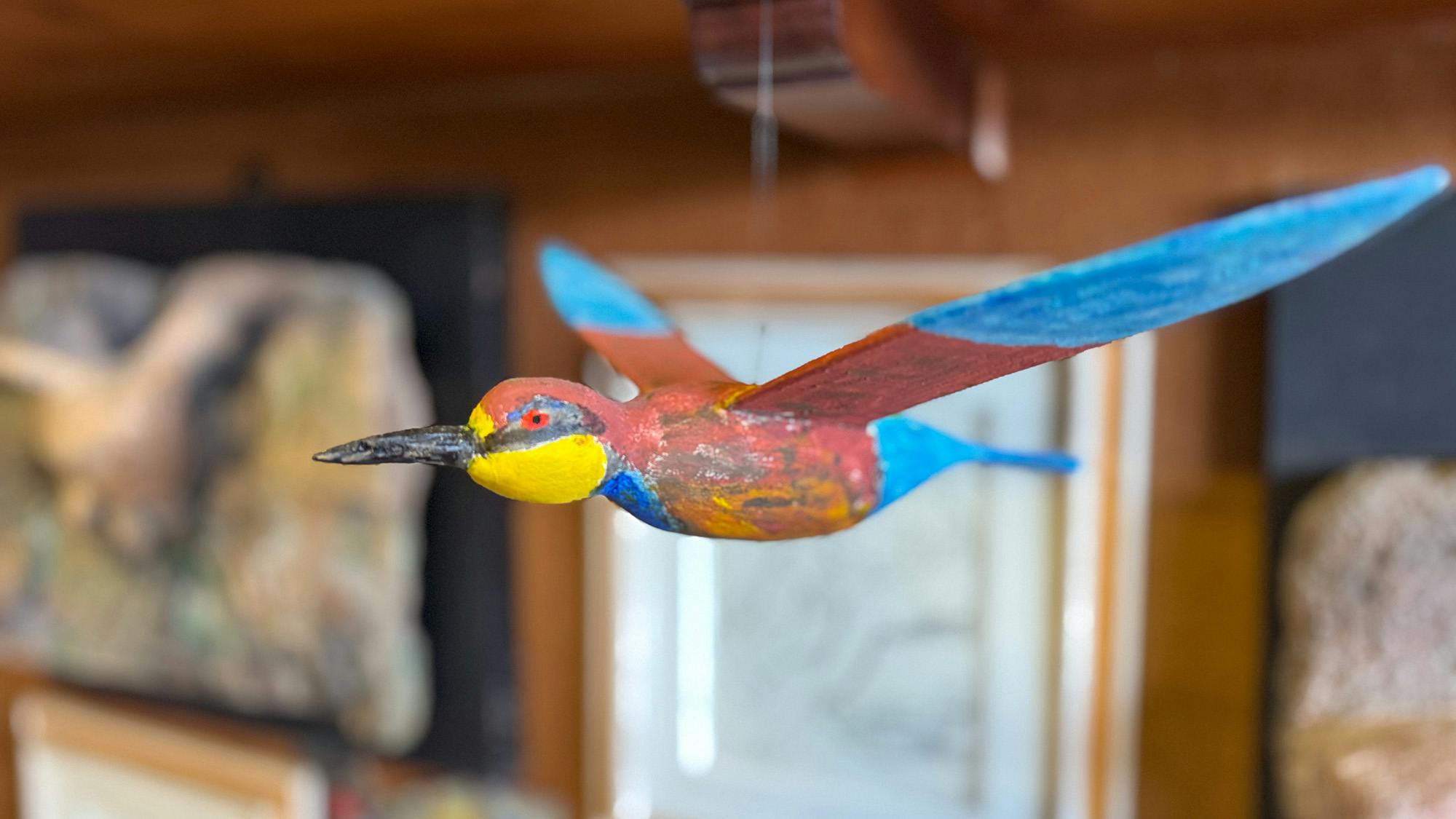 Un'opera di Fabrizio Guidi dalla mostra "Volo di uccelli”