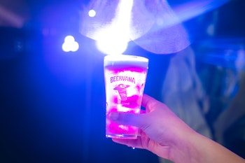 Beervana 2022 - Urbanaut neon clear beer