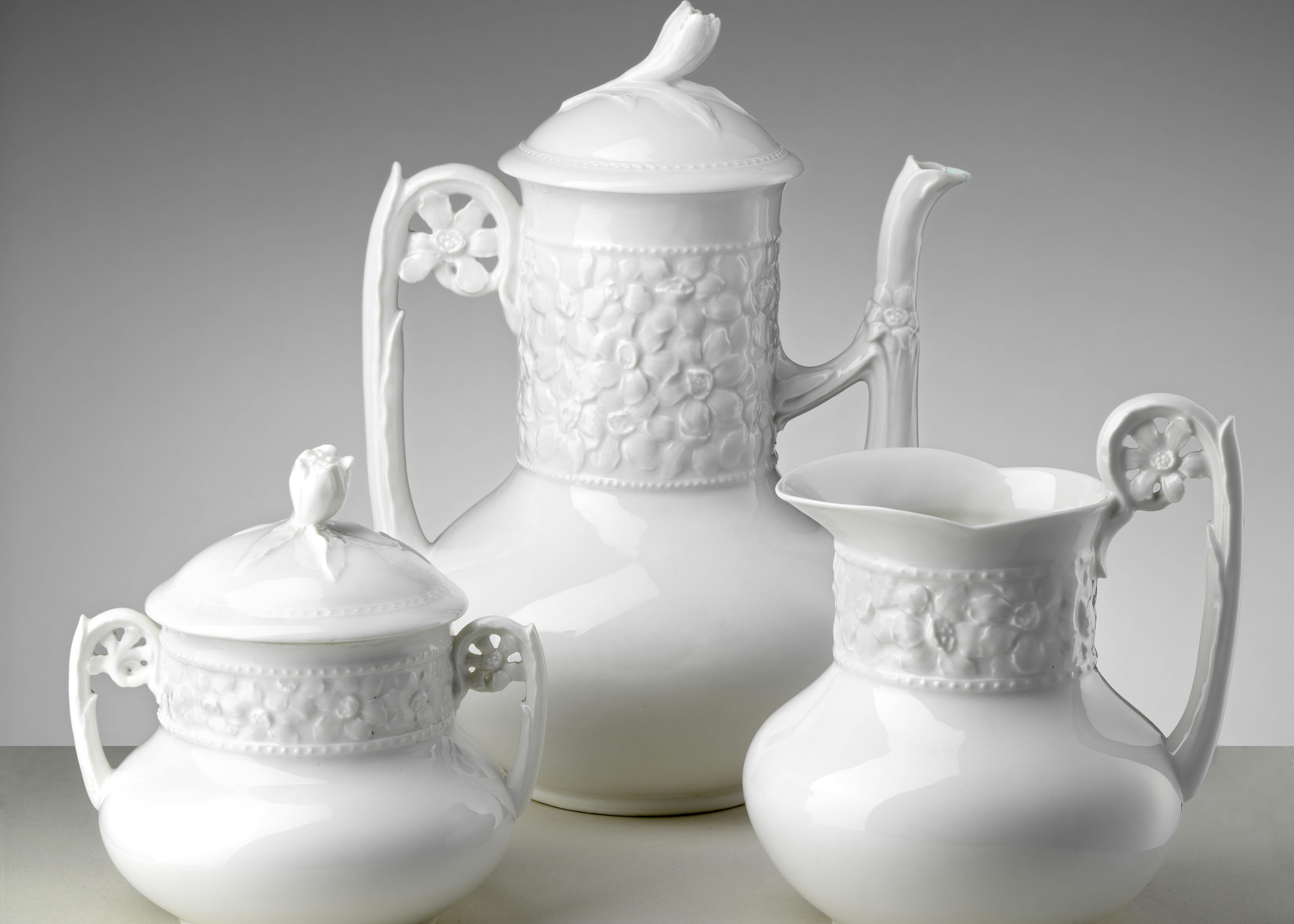 Set Teiera Porcellana Euro Style Strength - Con Lattiera E Zuccheriera, Design Rosa, 920ml, Regalo Elegante - Foto 5