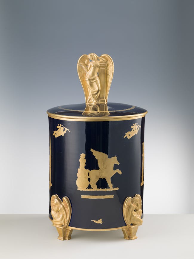 Vaso blu con decori oro con coperchio con presa dorata