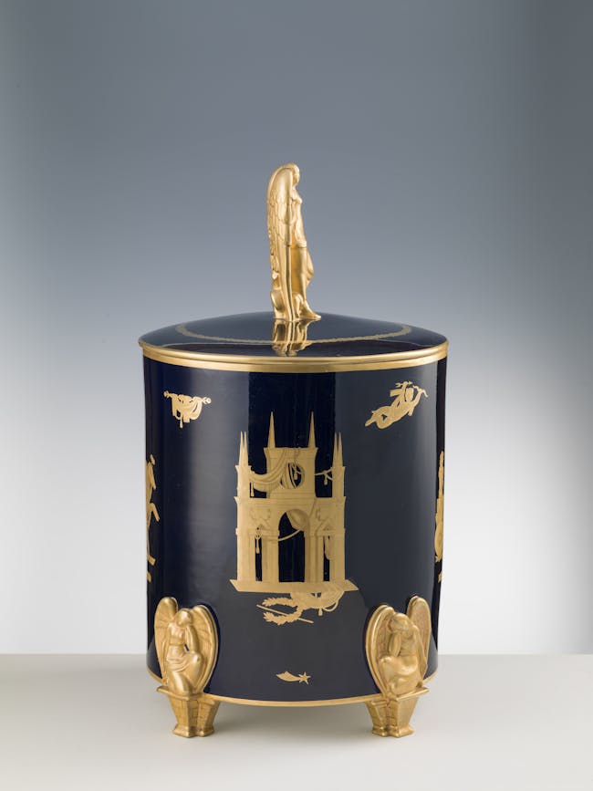 Vaso blu con decori oro, con coperchio e presa dorata