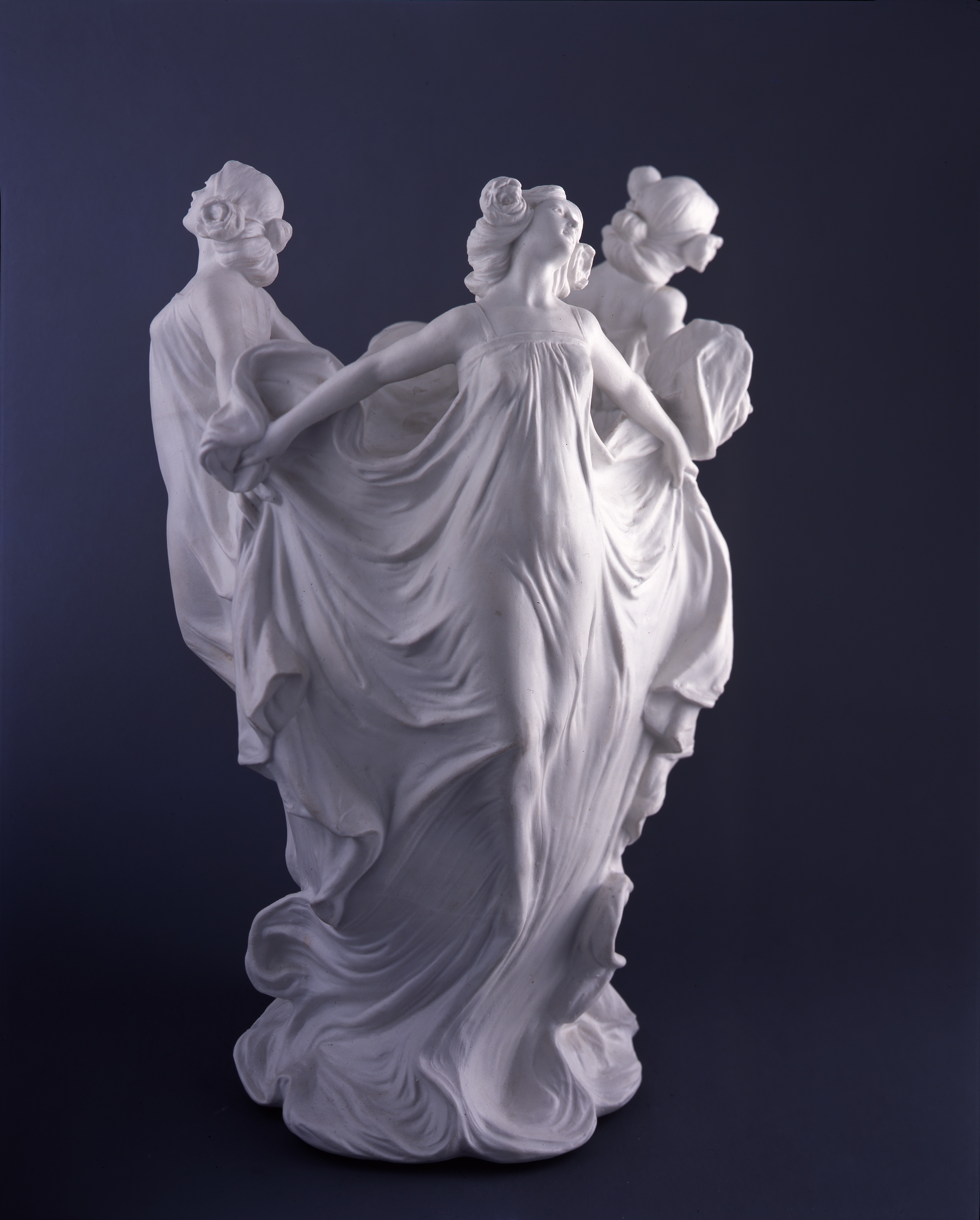 Fioriera Liberty Con Figure Danzanti Museo Ginori