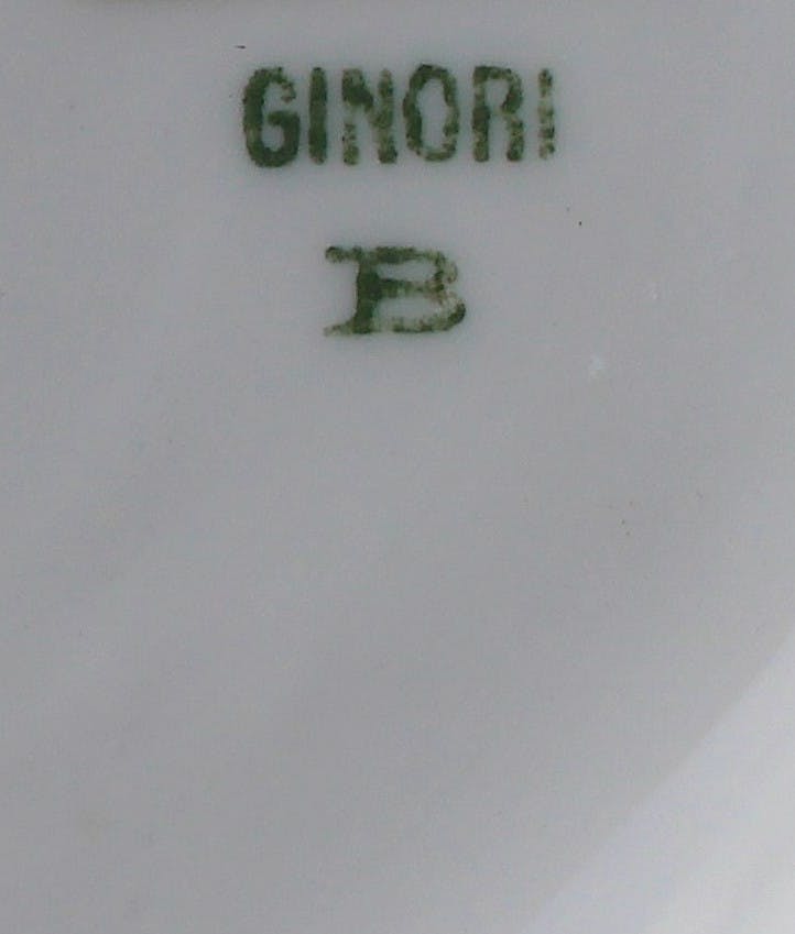 scritta verde GINORI con sotto la lettera B