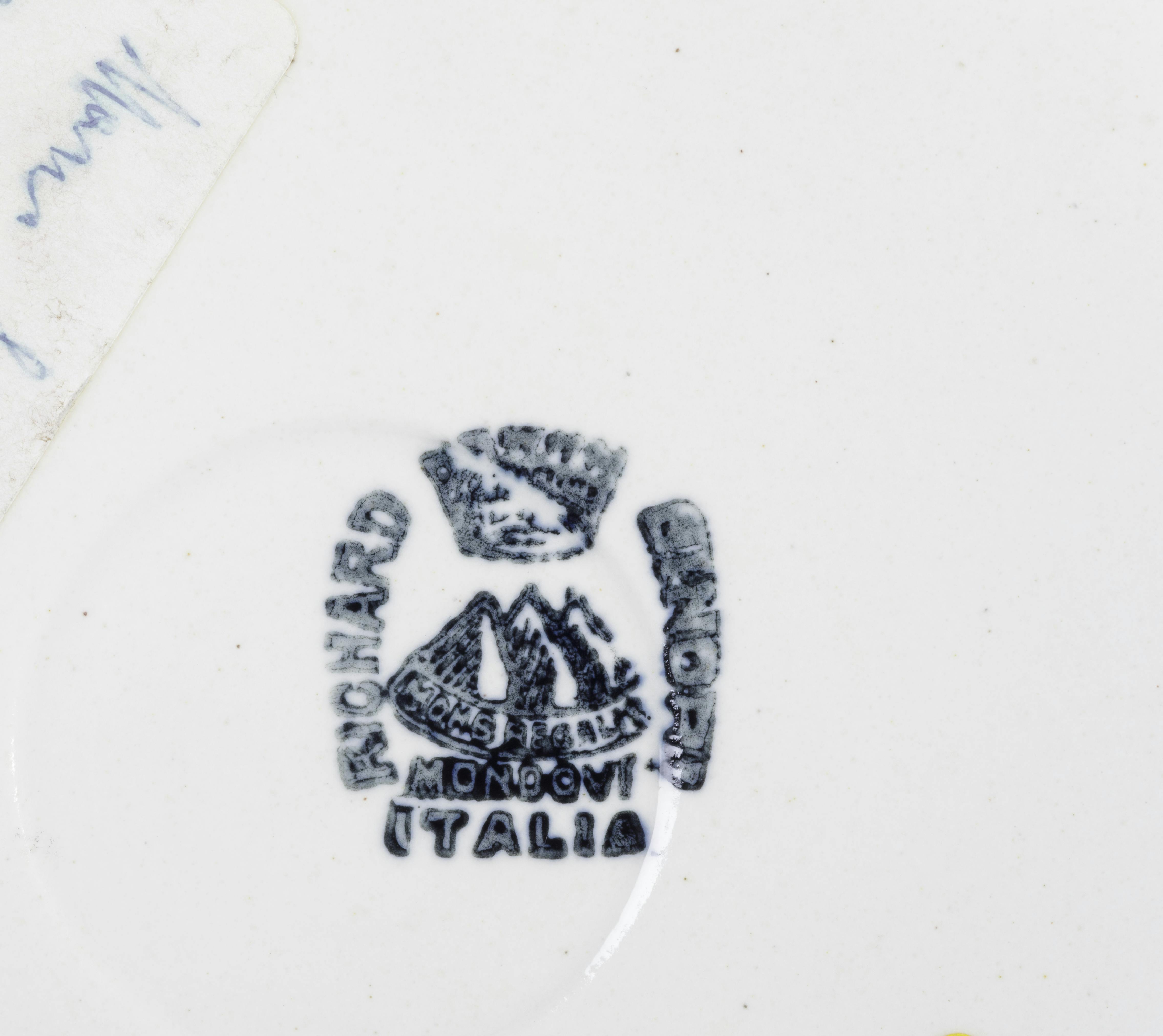 Stamp with crown and inscriptions 'Richard Ginori Mondovì Italia'.