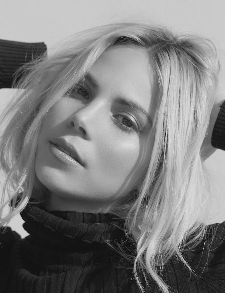 A beautiful blonde woman's face.