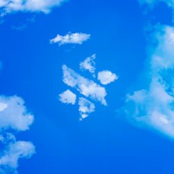 Logo Aires Digital nas nuvens