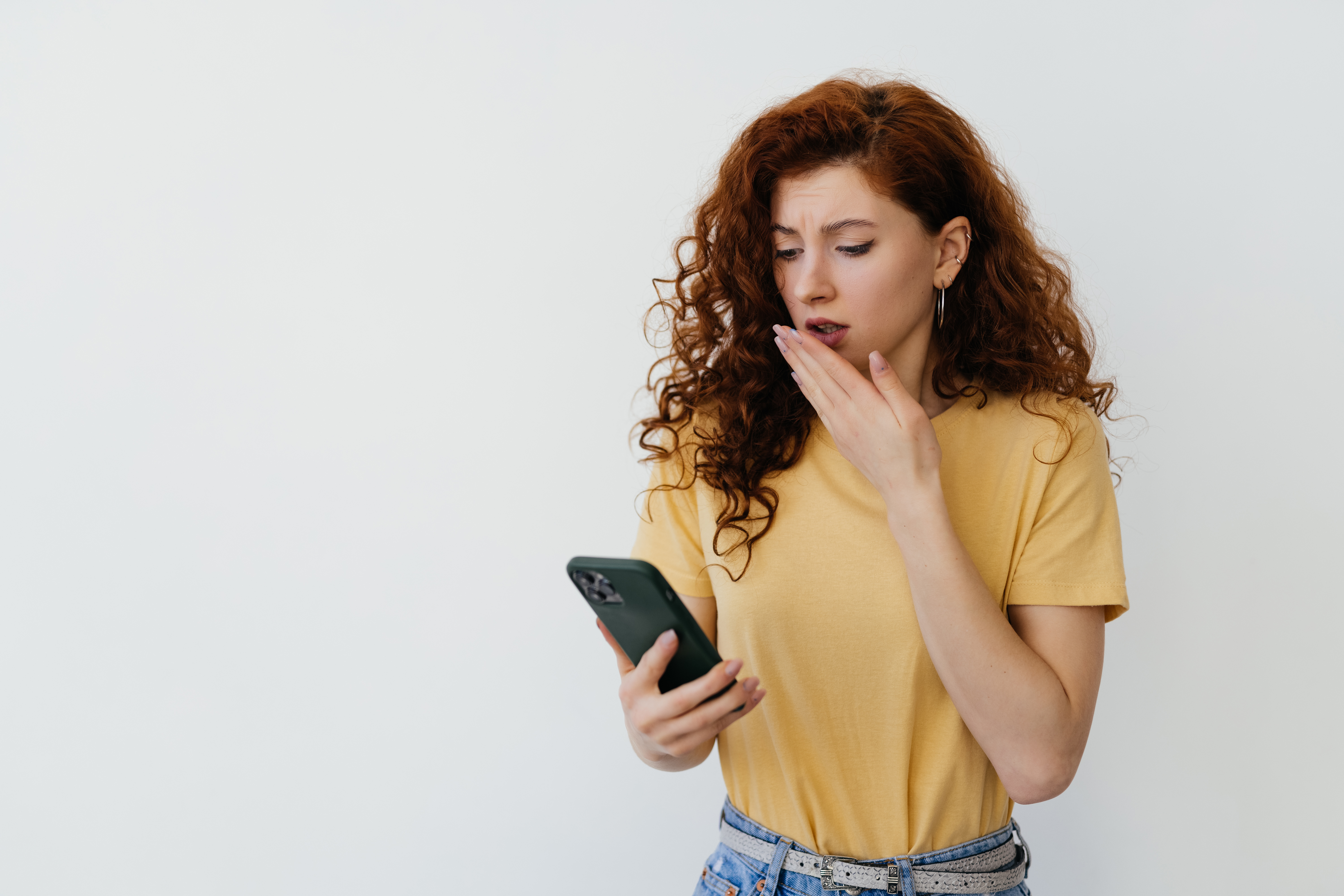 Golpe do FGTS e de Empréstimo: como identificar fraudes com o nome da Aires Digital