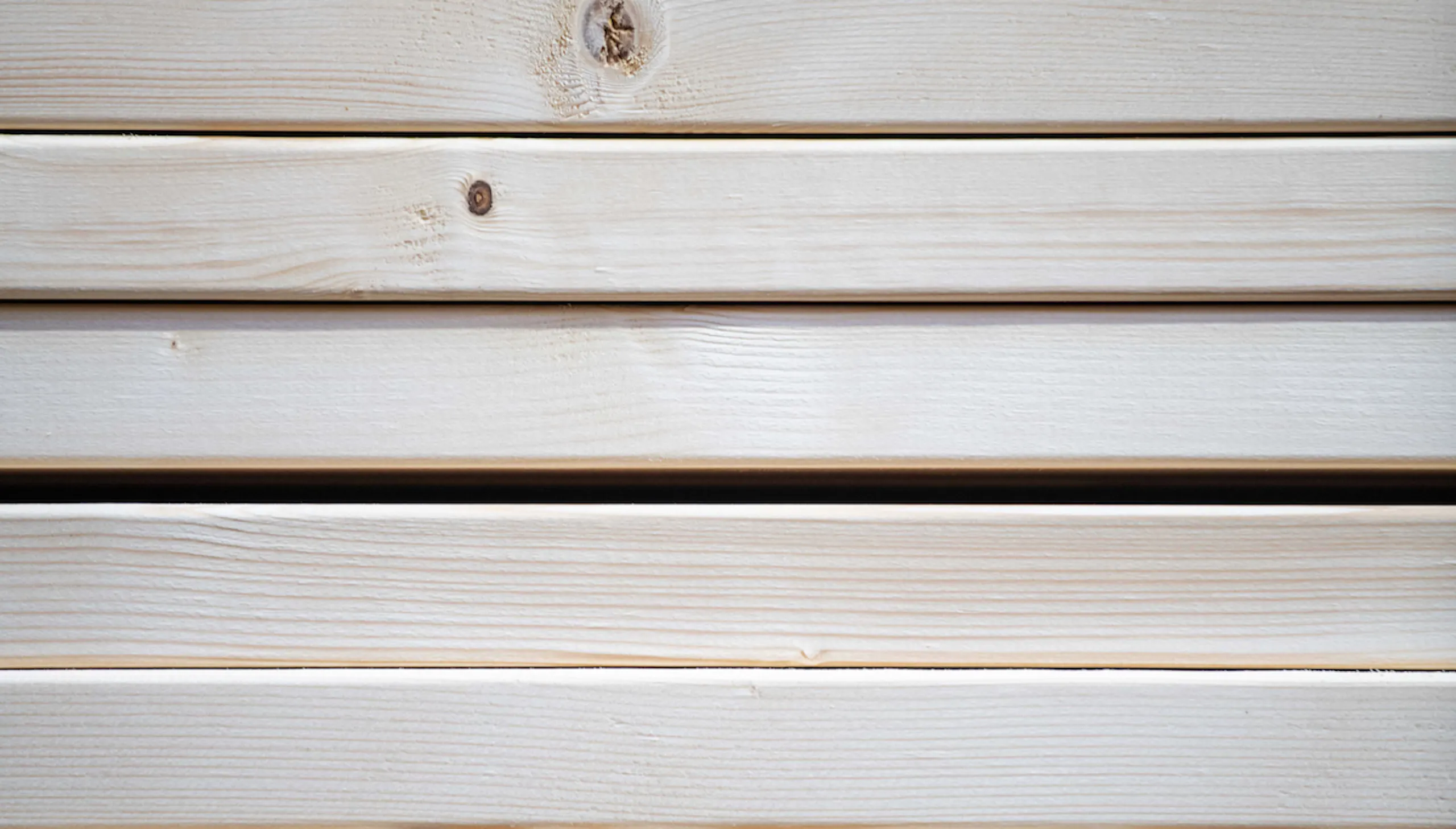 Ómeðhöndlað, ljóst pallaefni