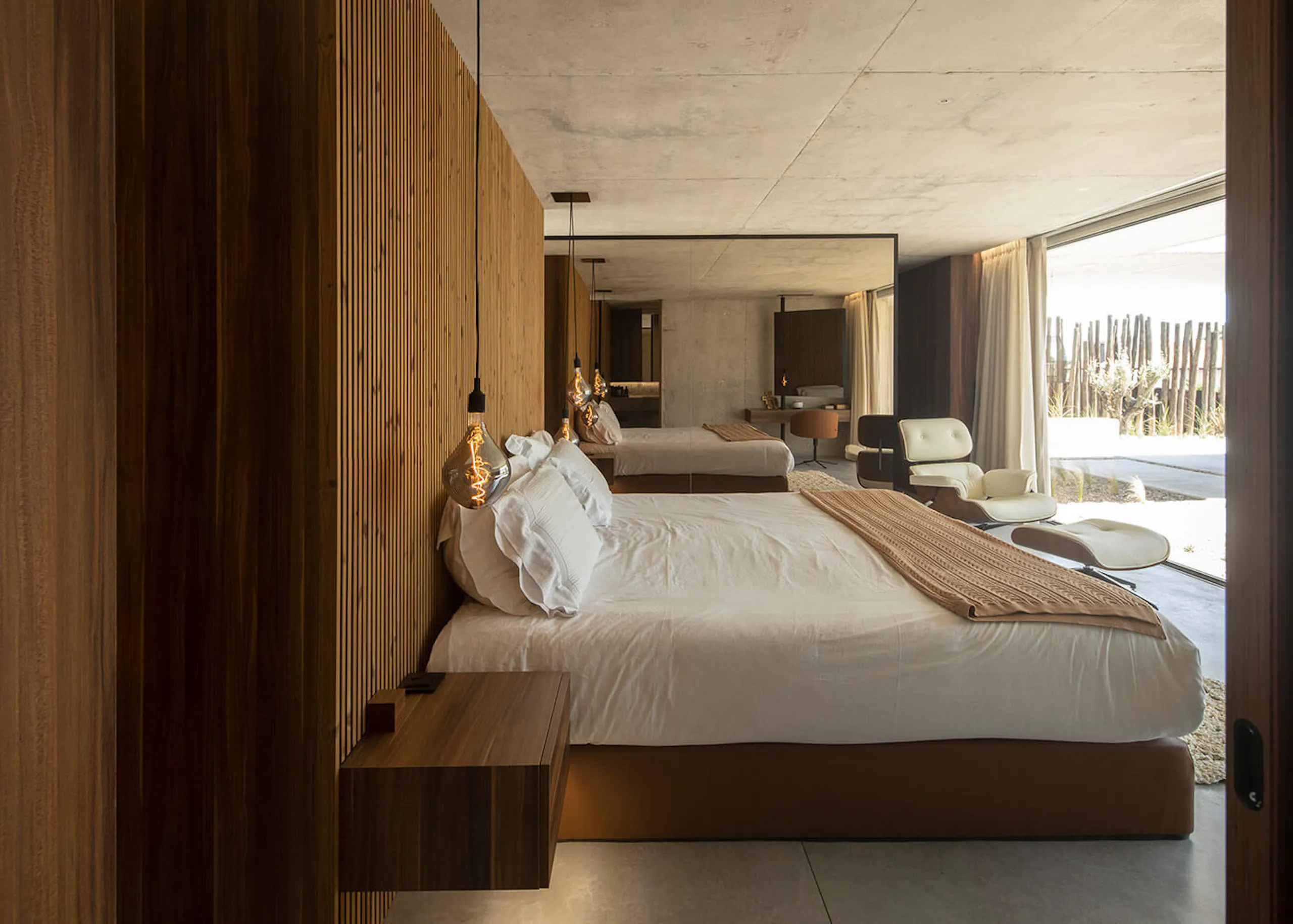 Lunawood á veggjum í svefnherbergi