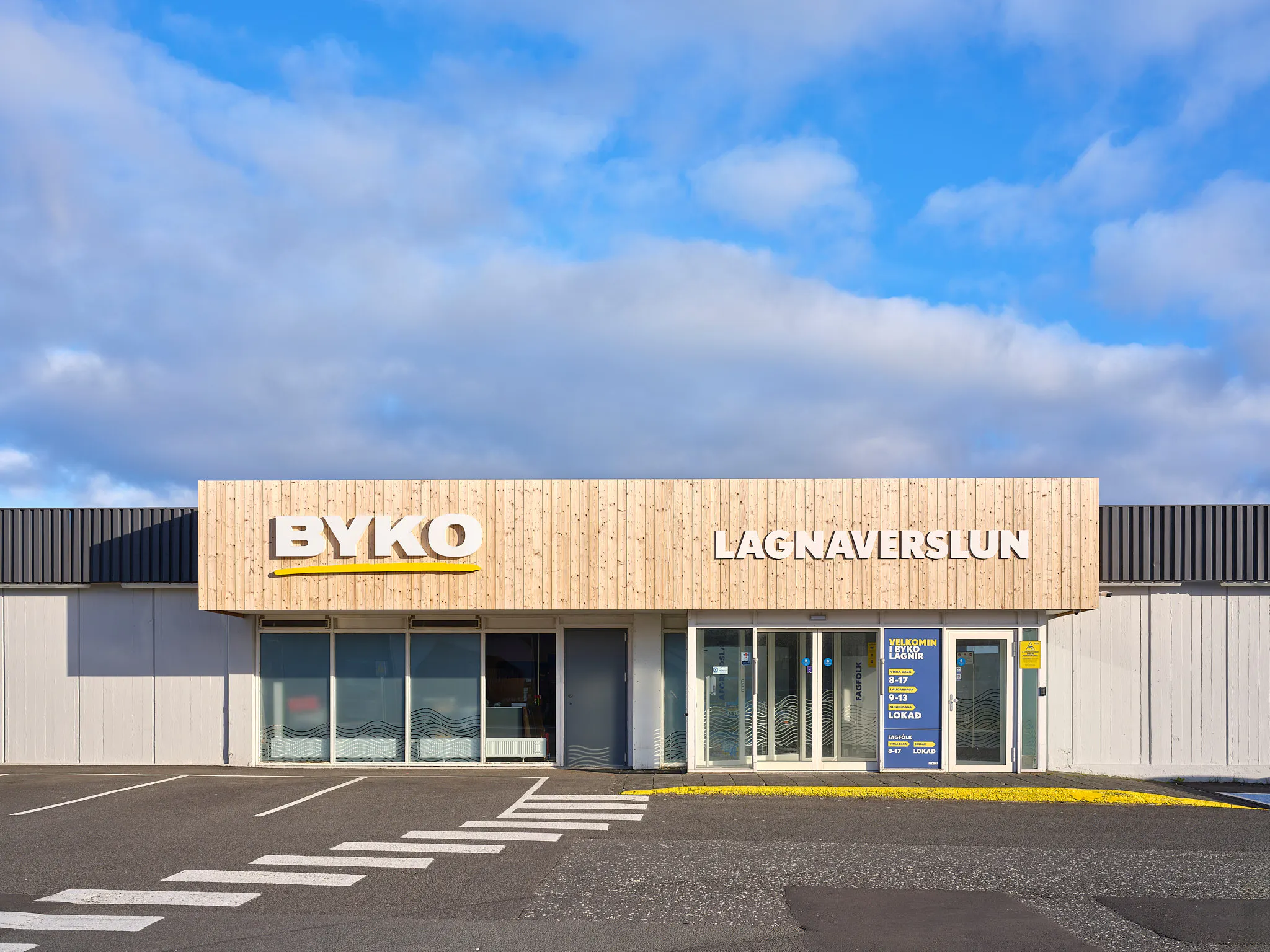 BYKO Lagnaverslun Breidd