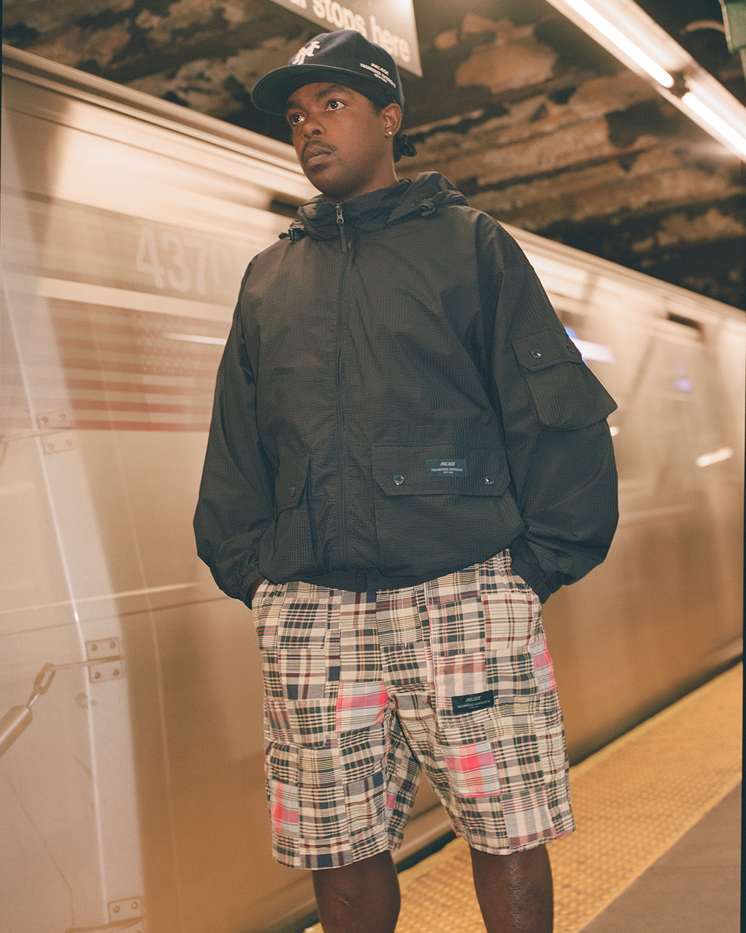 【35％OFF】 GARMENTS ENGINEERED PALACE | SKATEBOARDS PALACE パンツ