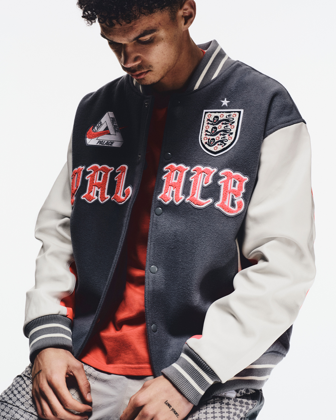 PALACE NIKE ENGLAND | PALACE SKATEBOARDS