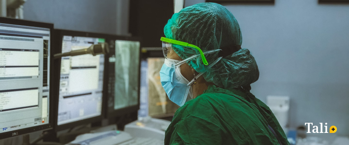 What Is The Difference Between EMR And EHR?