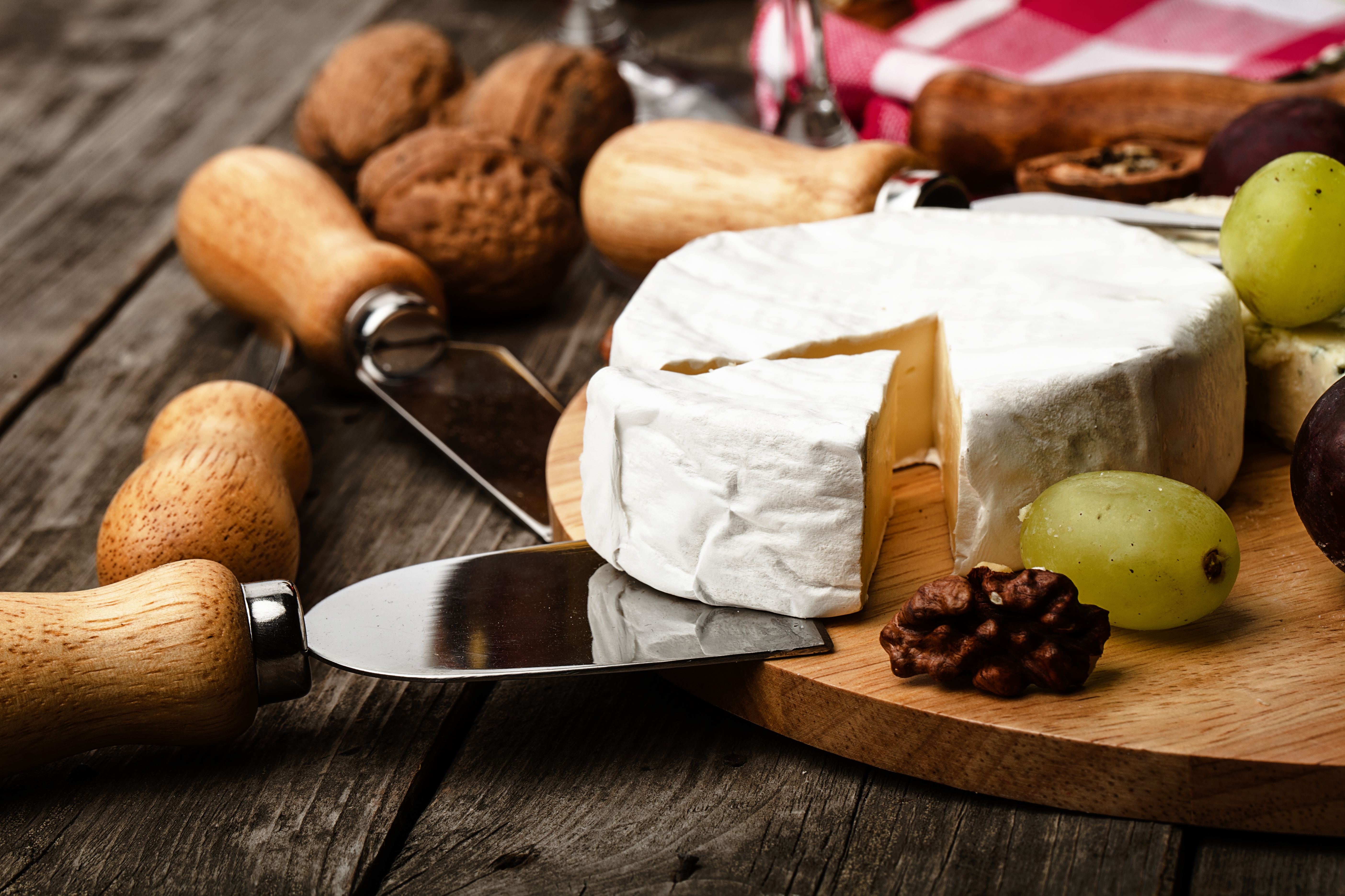 Comment découper les fromages ? : Femme Actuelle Le MAG