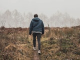 Homme qui marche