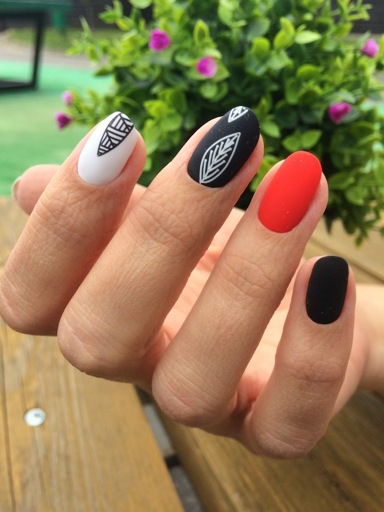 Modern design on matte long nails