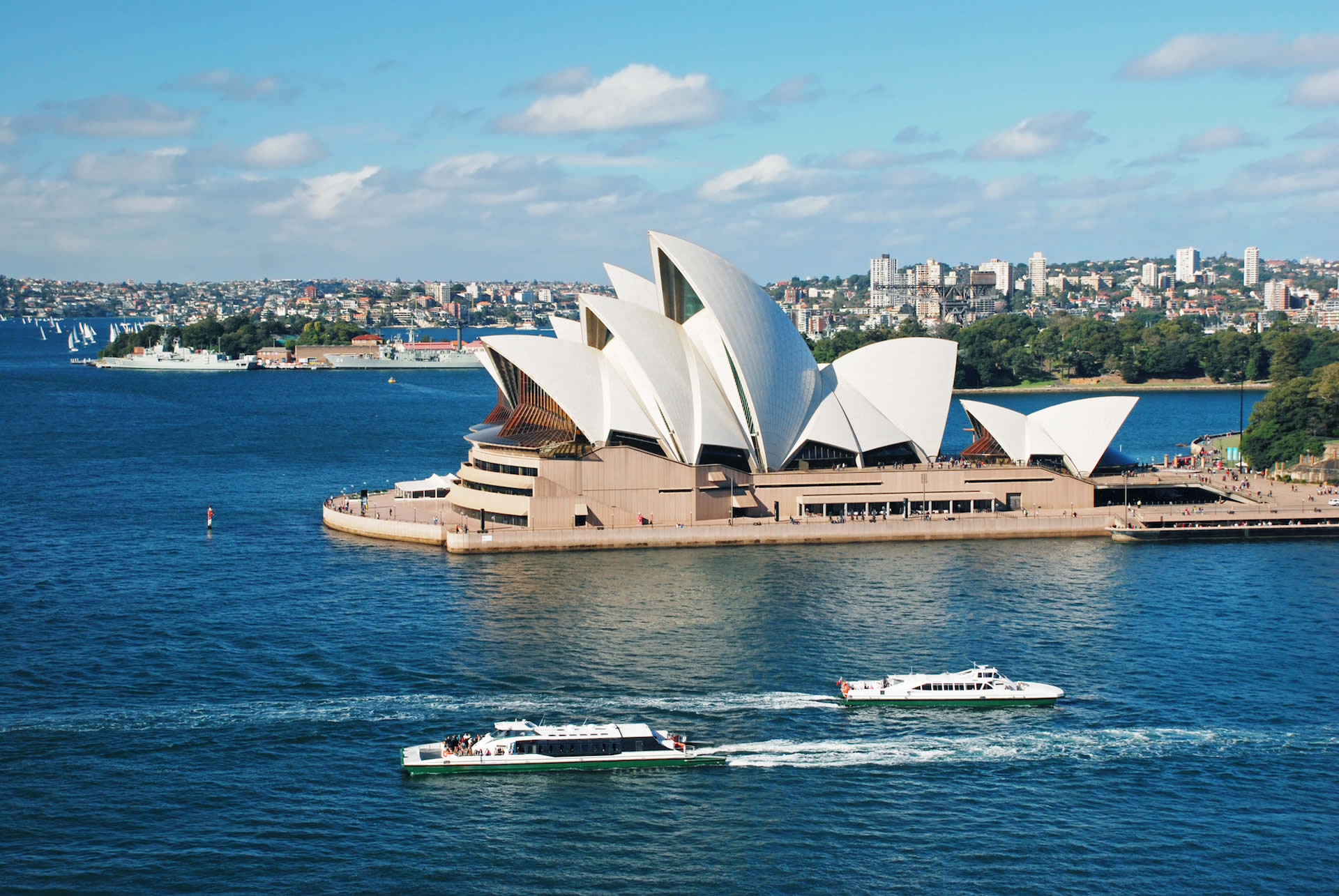 Top 15 Must Sydney on a