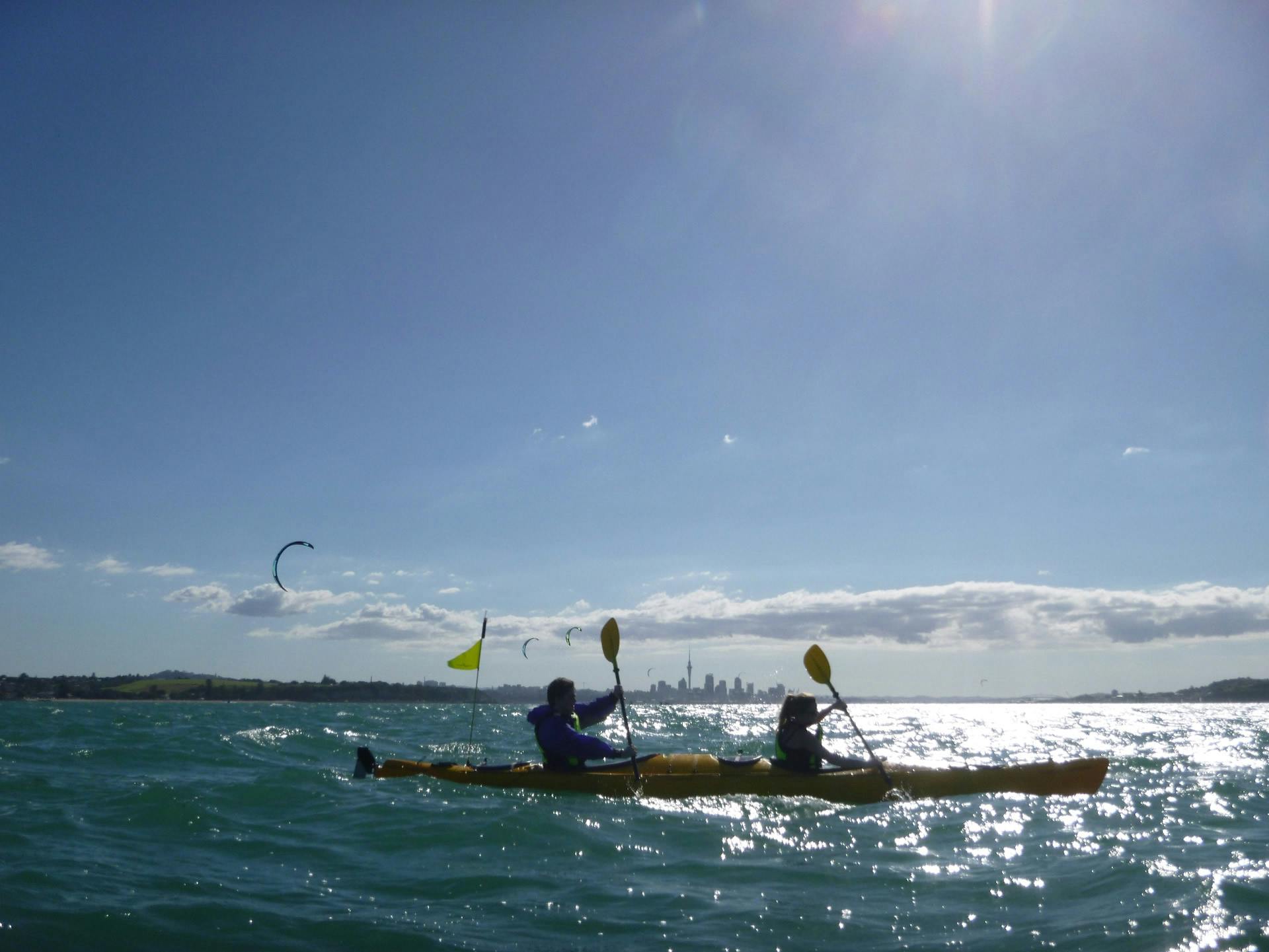 auckland activities, sea kayak to rangitoto