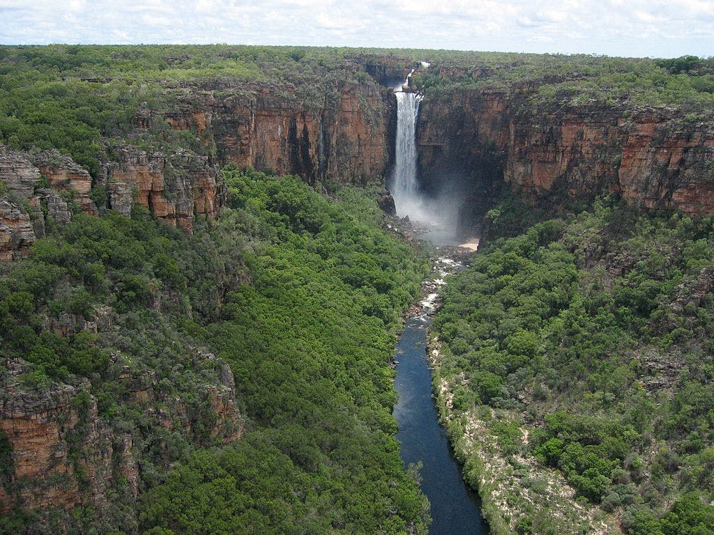 reasons to visit australia gigantic waterfalls