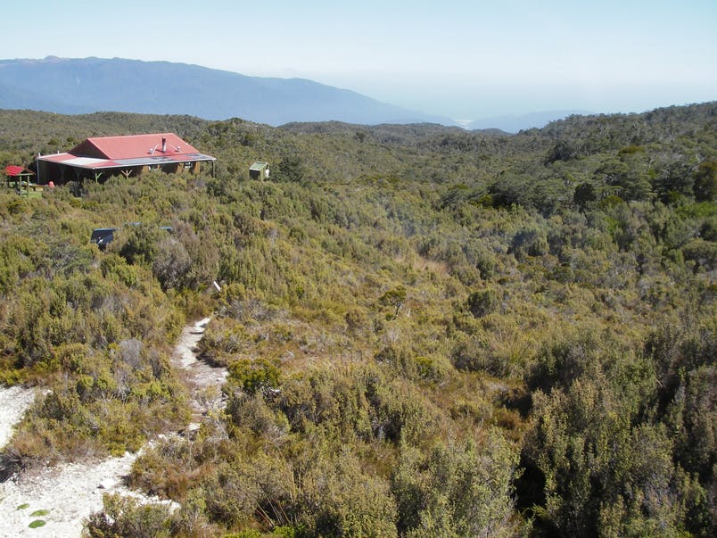 the heaphy track new zealand great walks