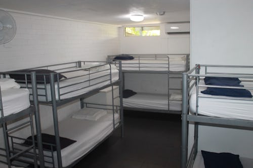 10 bed shared stay space at nomads noosa youth accommodation