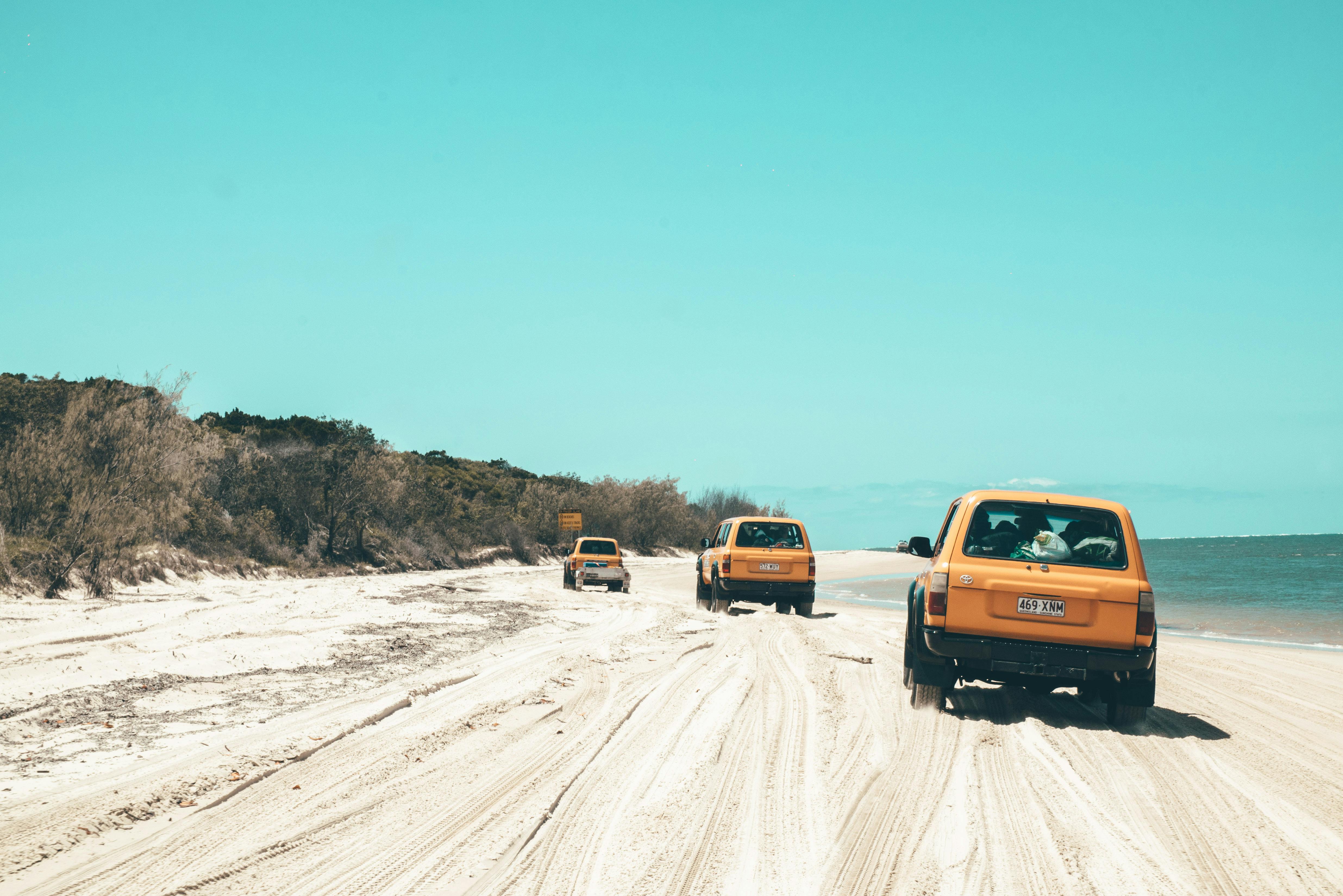 driving on fraser island